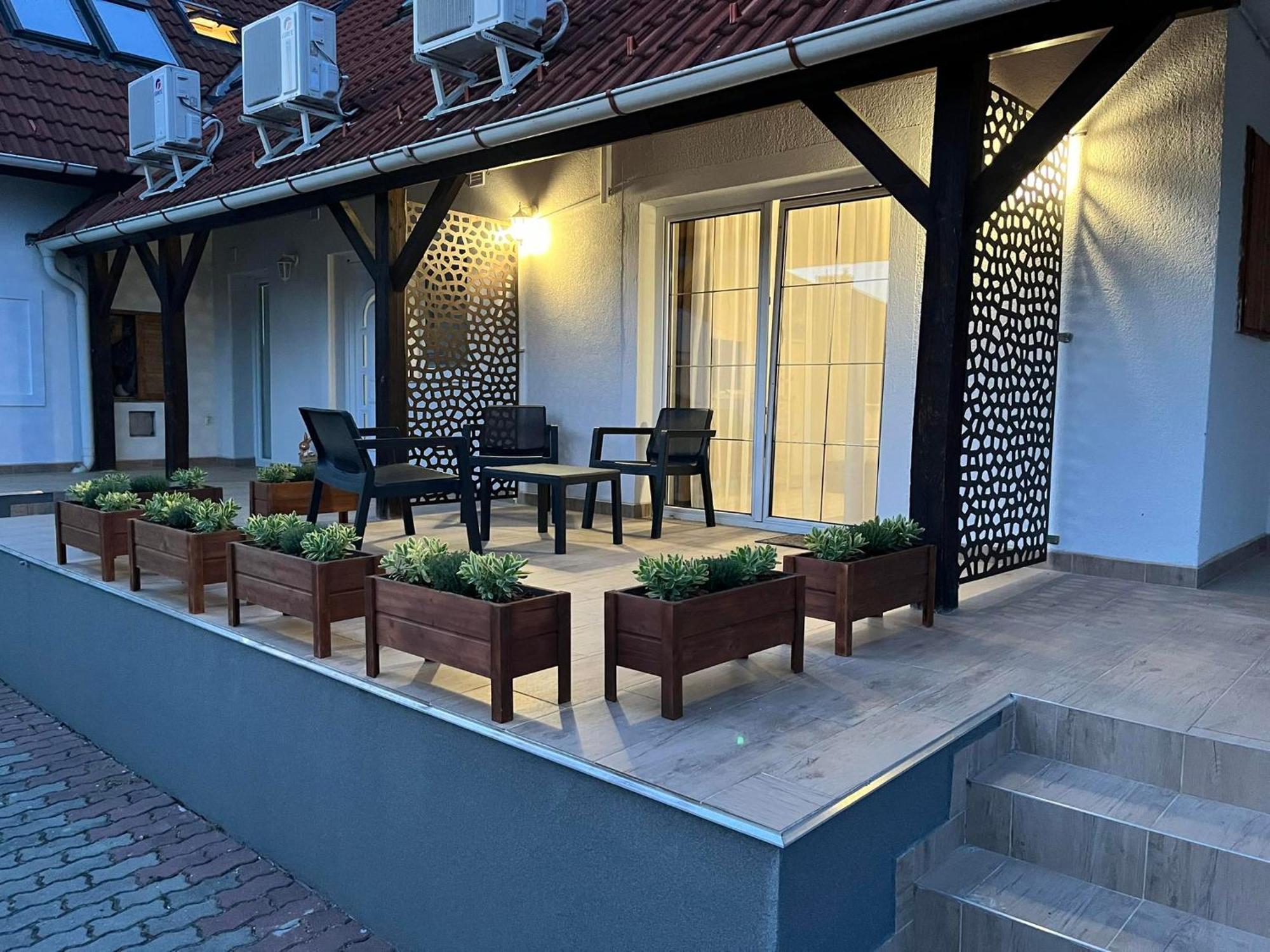 Lux Apartman Buek Exterior foto